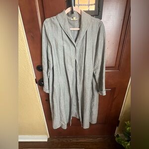 Eileen Fisher, easy fit, organic linen duster. Gray, unlined, on seam pockets.